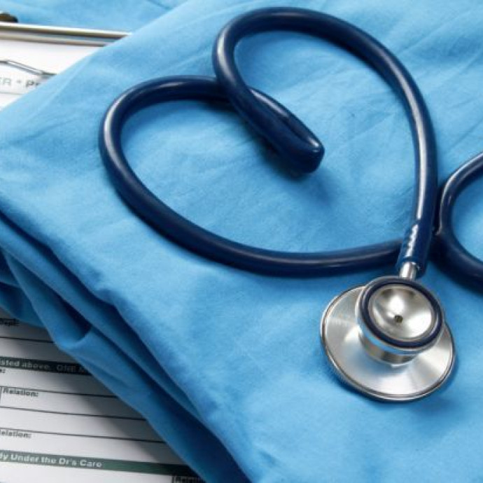 15 vagas para TÉCNICO EM ENFERMAGEM