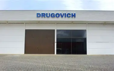 DRUGOVICH AUTOPEÇAS LTDA ABRE VAGAS PARA: GERENTE ADMINISTRATIVO-VENDEDOR E ENCARREGADO 