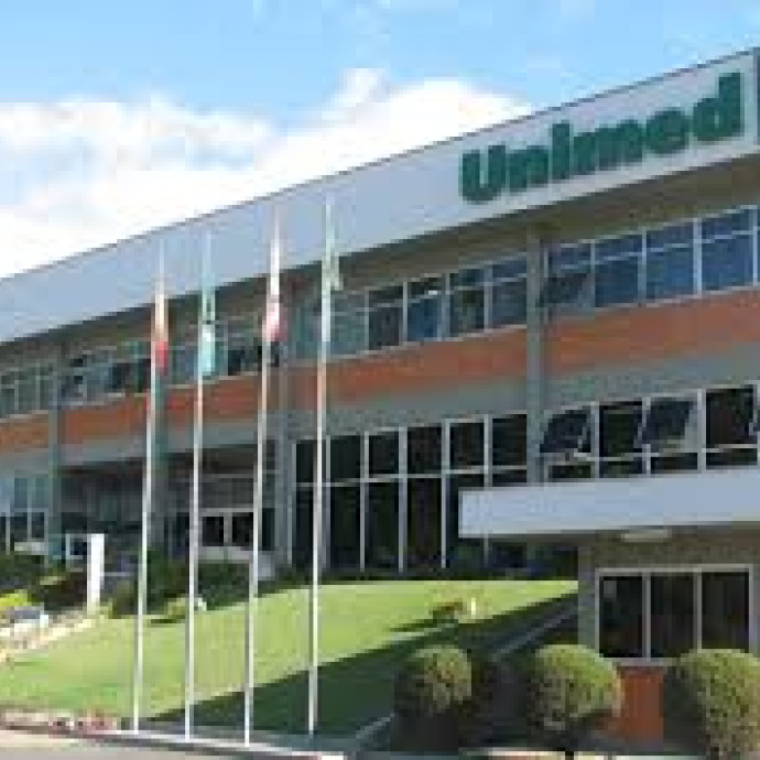UNIMED BLUMENAU PROMOVE FEIRÃO DE EMPREGOS